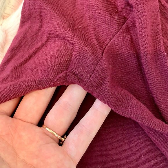 Maroon Express One-Eleven v neck tee - Picture 3 of 9